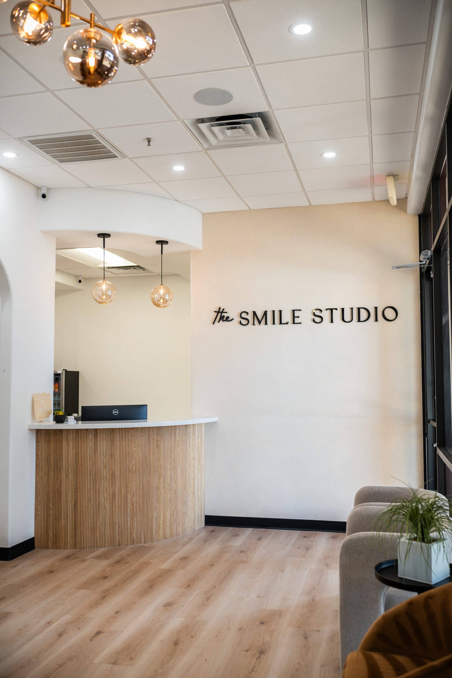 Dental veneers consultation in Phoenix, AZ